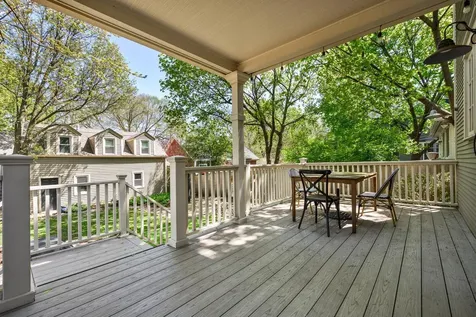 1211 Hinman Avenue Evanston IL 60202