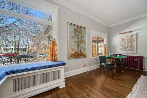 1211 Hinman Avenue Evanston IL 60202