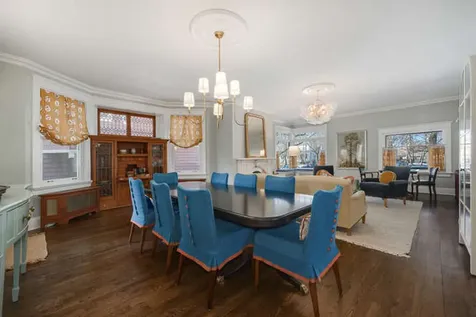 1211 Hinman Avenue Evanston IL 60202