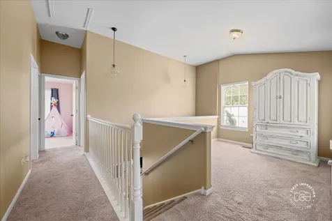 2582 Lorraine Circle Geneva IL 60134