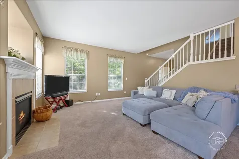 2582 Lorraine Circle Geneva IL 60134