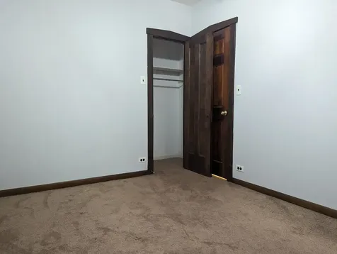 5650 North Spaulding Avenue Chicago IL 60659