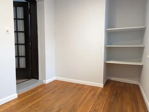 5650 North Spaulding Avenue Chicago IL 60659