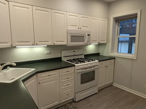5650 North Spaulding Avenue Chicago IL 60659