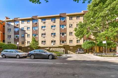 420 West Aldine Avenue Chicago IL 60657
