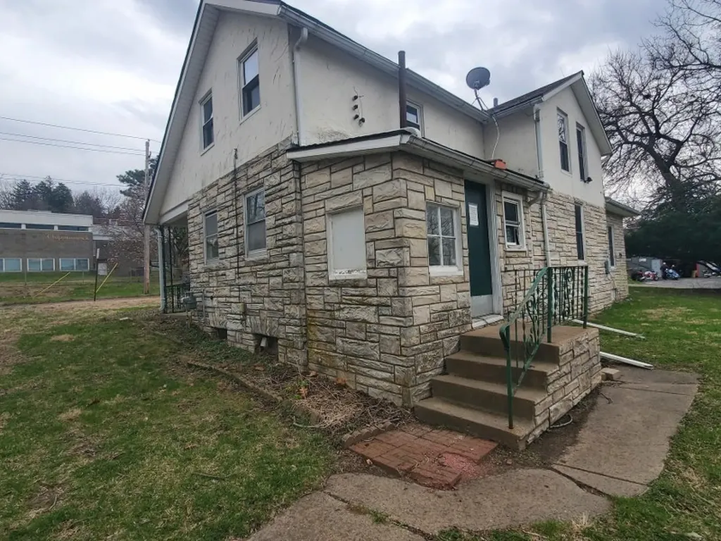 2760 12TH Street Rock Island IL 61201