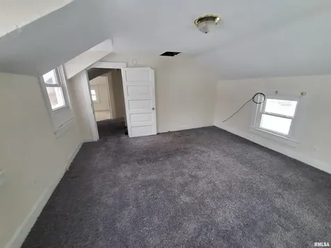 2760 12TH Street Rock Island IL 61201