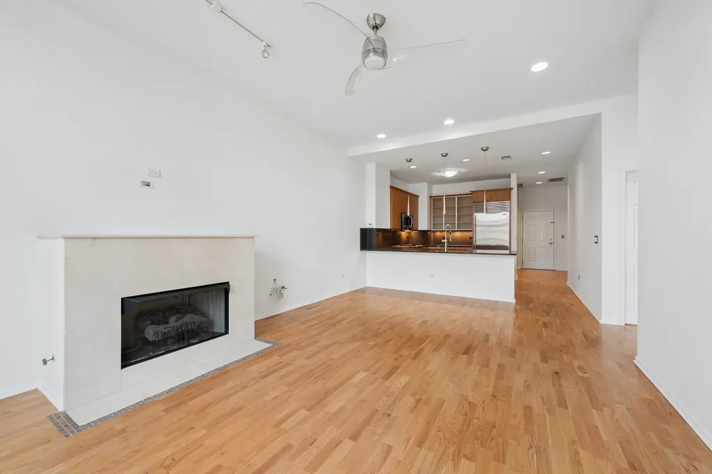 520 North Halsted Street Chicago IL 60642