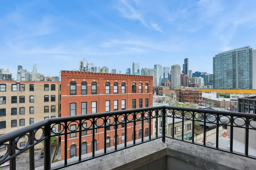 520 North Halsted Street Chicago IL 60642