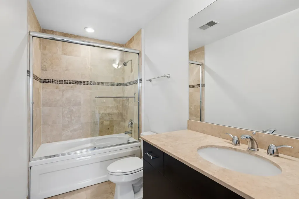520 North Halsted Street Chicago IL 60642