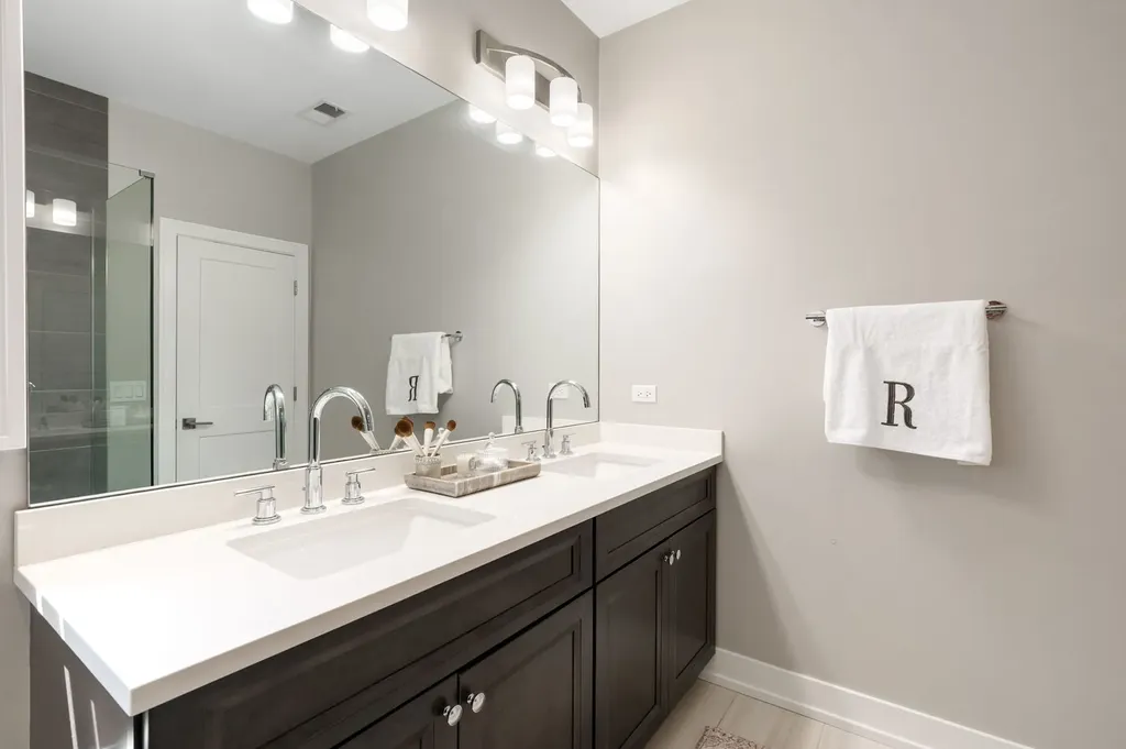 3140 North Elston Avenue Chicago IL 60618