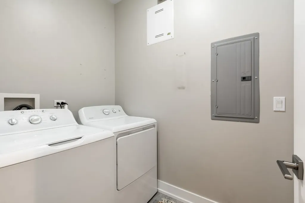 3140 North Elston Avenue Chicago IL 60618