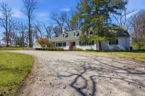 471 Sulphur Lane Paris IL 61944