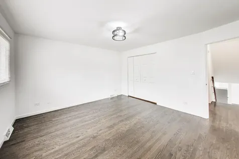 10128 Parke Avenue Oak Lawn IL 60453