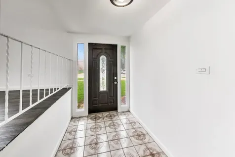 10128 Parke Avenue Oak Lawn IL 60453