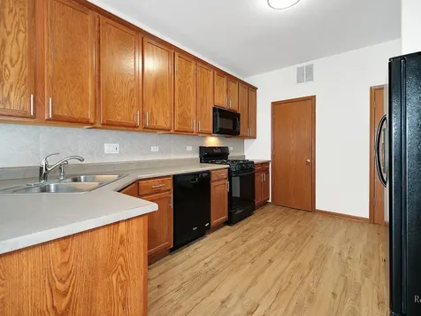 325 North Patriot Drive Hainesville IL 60030