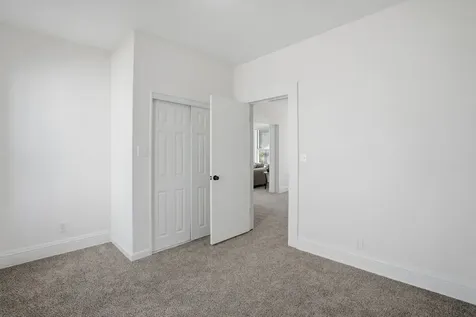1927 14TH Street Moline IL 61265