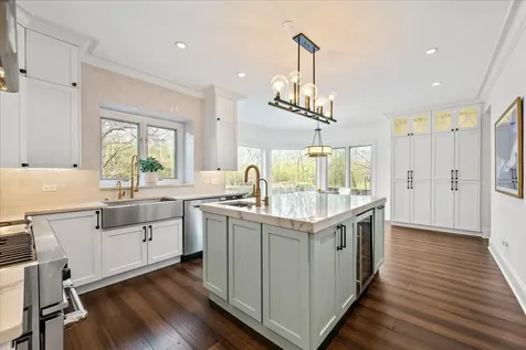 2291 Hybernia Drive Highland Park IL 60035