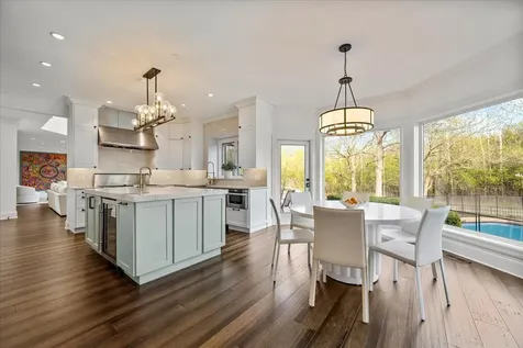 2291 Hybernia Drive Highland Park IL 60035