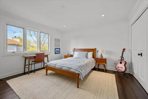 2291 Hybernia Drive Highland Park IL 60035