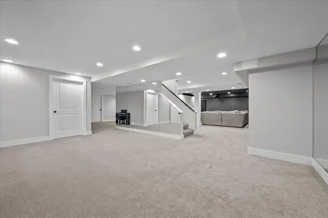 2291 Hybernia Drive Highland Park IL 60035