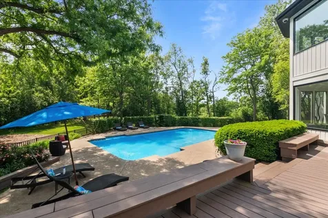 2291 Hybernia Drive Highland Park IL 60035