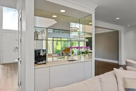 2291 Hybernia Drive Highland Park IL 60035