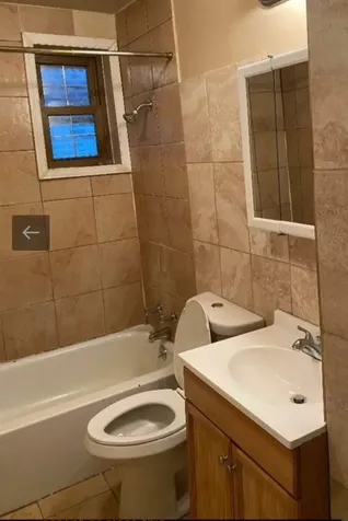 5918 South Calumet Avenue Chicago IL 60637