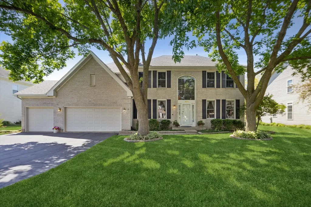 1616 Rolling Hills Drive Crystal Lake IL 60014