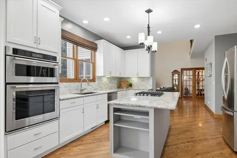 1616 Rolling Hills Drive Crystal Lake IL 60014