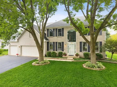 1616 Rolling Hills Drive Crystal Lake IL 60014