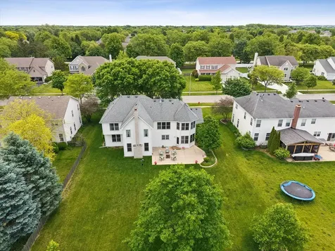 1616 Rolling Hills Drive Crystal Lake IL 60014
