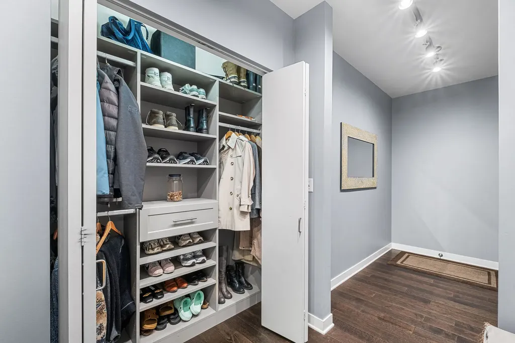 3140 North Sheffield Avenue Chicago IL 60657