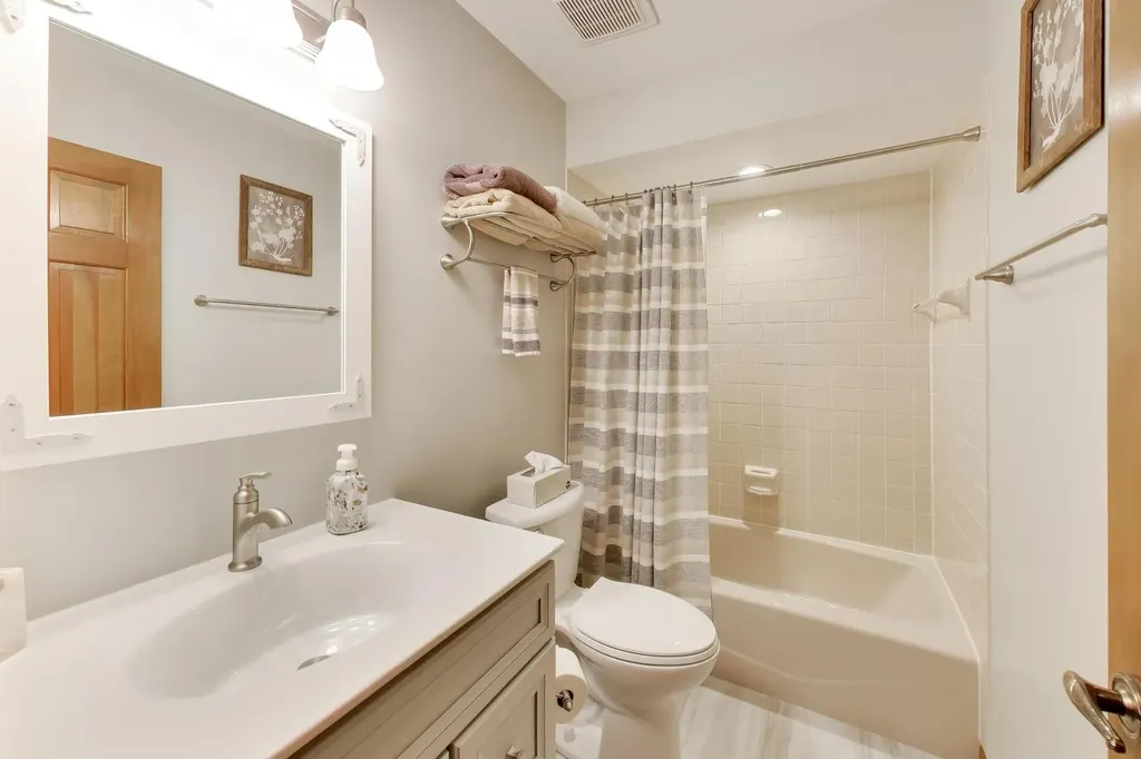 4505 Concorde Place Lisle IL 60532