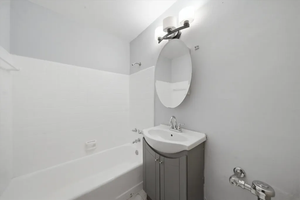 7363 South South Shore Drive Chicago IL 60649