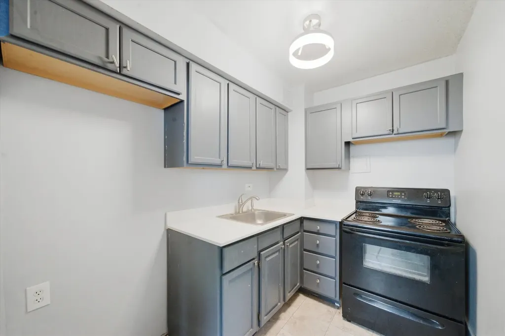7363 South South Shore Drive Chicago IL 60649