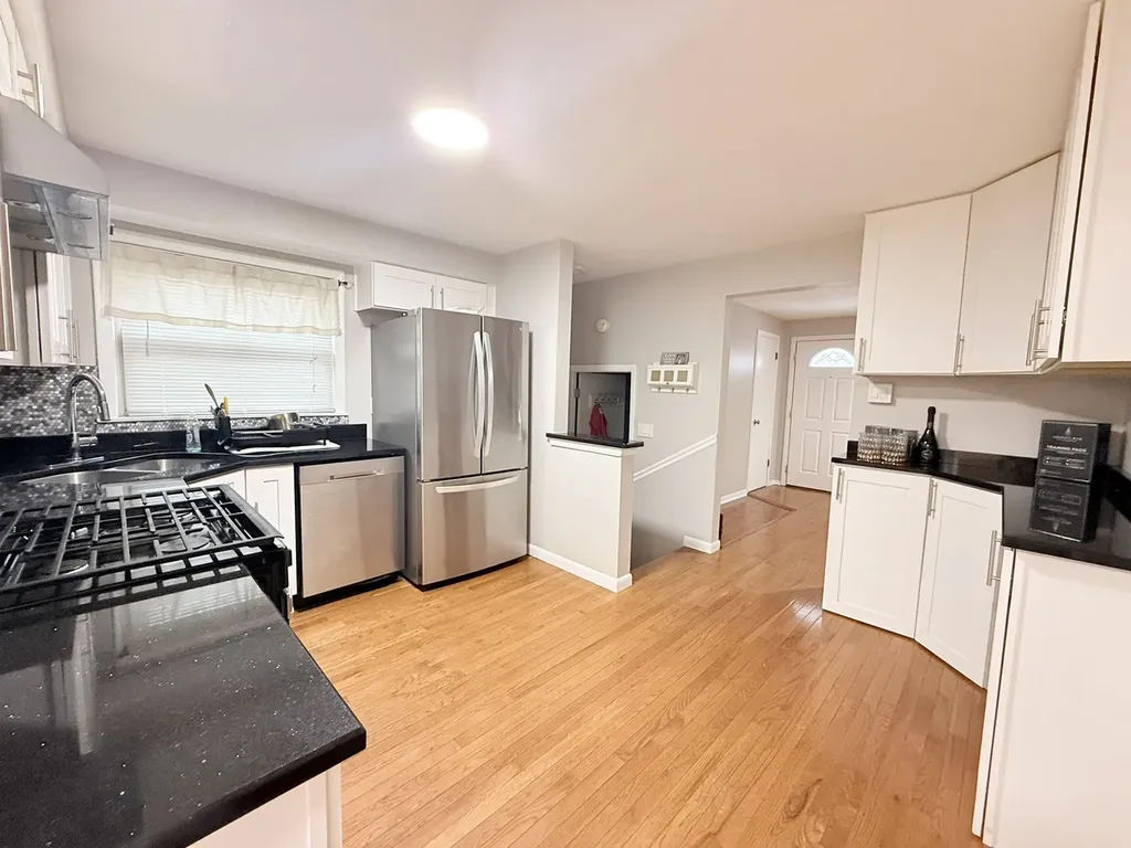5818 West 60th Street Chicago IL 60638