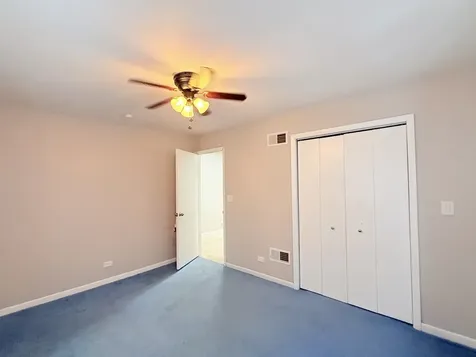 5818 West 60th Street Chicago IL 60638