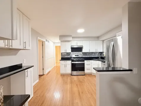 5818 West 60th Street Chicago IL 60638