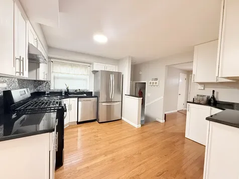 5818 West 60th Street Chicago IL 60638