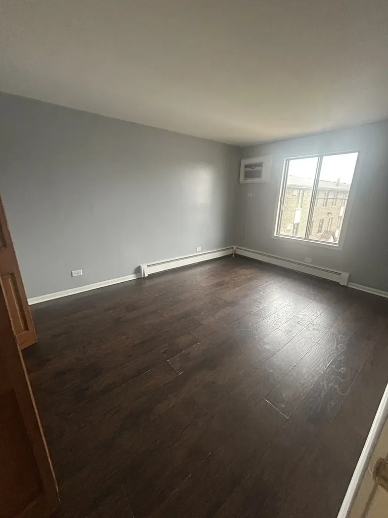 169 Gregory Street Aurora IL 60504