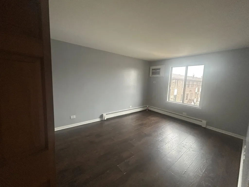 169 Gregory Street Aurora IL 60504