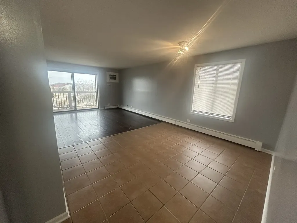 169 Gregory Street Aurora IL 60504