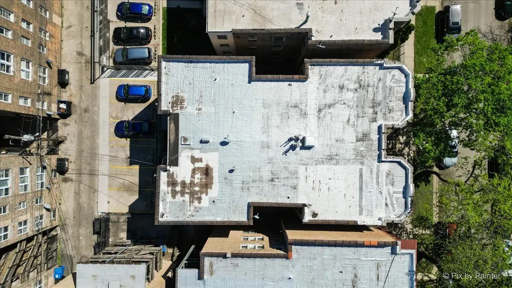7611 South Essex Avenue Chicago IL 60649