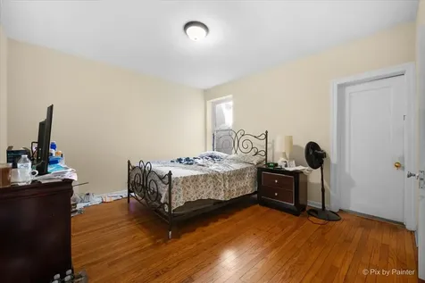 7611 South Essex Avenue Chicago IL 60649