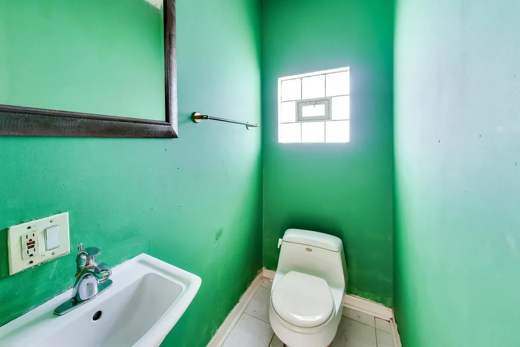 205 North Austin Boulevard Chicago IL 60644