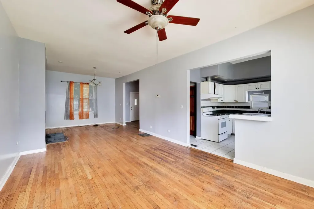 205 North Austin Boulevard Chicago IL 60644