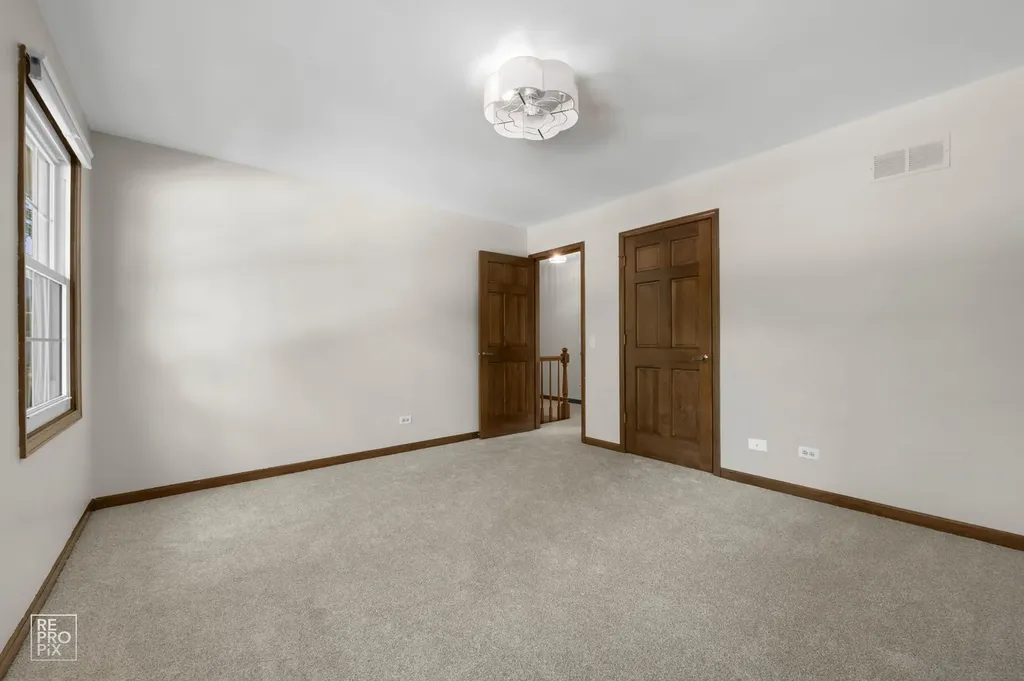 1749 East Bailey Road Naperville IL 60565