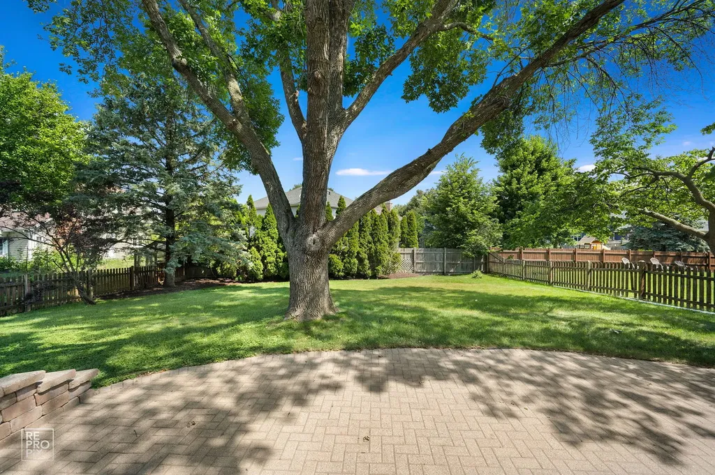1749 East Bailey Road Naperville IL 60565