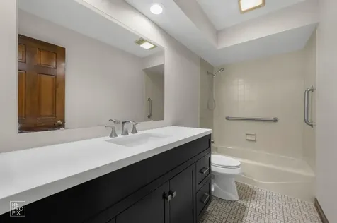 1749 East Bailey Road Naperville IL 60565